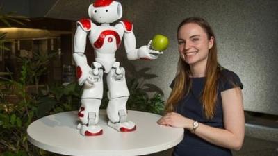 QLD Researchers Want To Fix Ya Bad Habits With A Tiny Non-Judgmental Robot