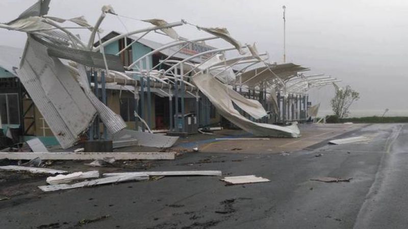 3000 People Are Trapped On The Whitsundays Thanks To Debbie’s Devastation