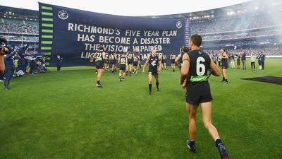 Carlton Attempted A Bulldogs-Style Gag Banner & Look, They Totally Blue It