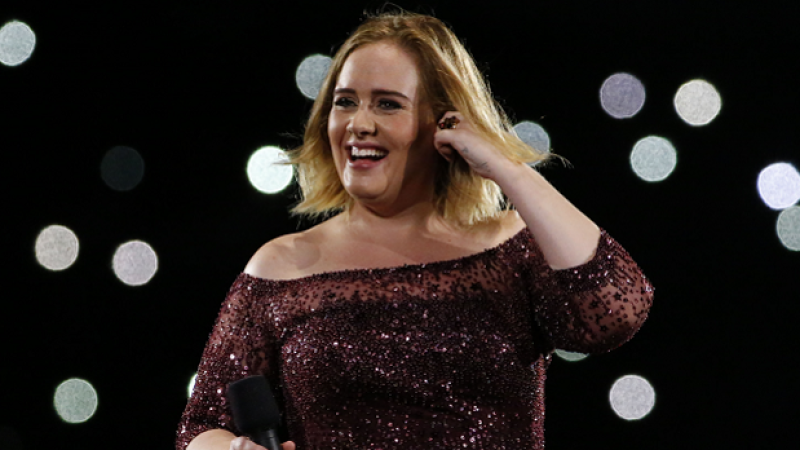 Turns Out Adele DGAF About The Brissy Mayor’s Public Transport Concerns