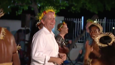 WATCH: Bill Shorten Is Still Pissed At The Cameraman Who Filmed Him Dancing