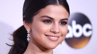 Sunbeam Selena Gomez Reveals She Was Badly Bullied At The Disney Channel