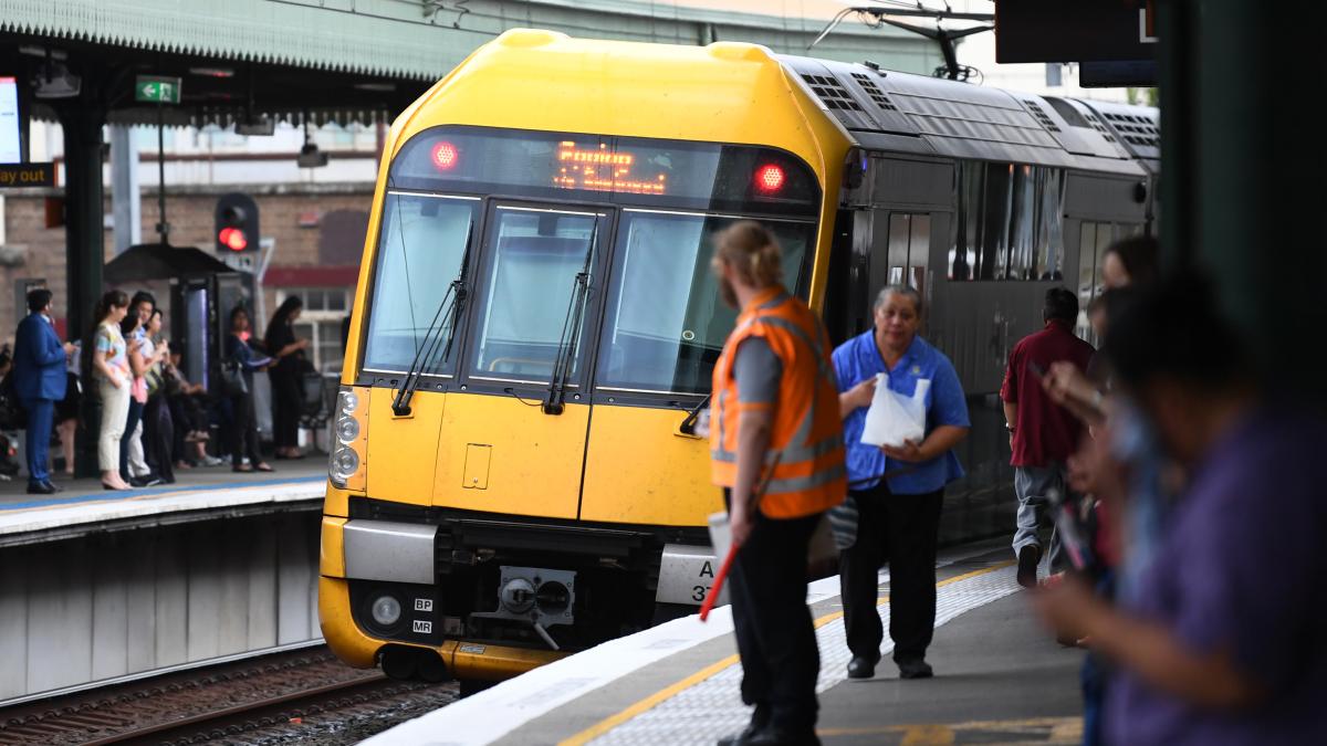 Sydney train strikes industrial action