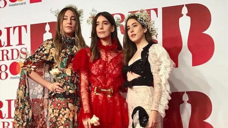 WATCH: HAIM Are Owning Their Wild Brit Awards Behaviour Bc They’re Legends