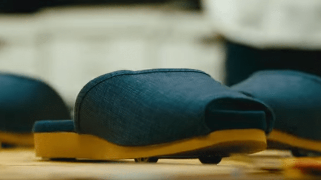 Throw Out Yr Old Heelys Because Nissan Has Created Motorised Slippers