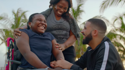 Drake Drops ‘God’s Plan’ Vid, Featuring Him Casually Giving Away A Cool $1M