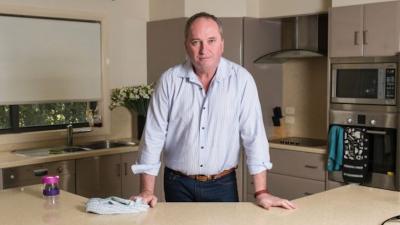 Everyone Is Baffled By Barnaby Joyce’s Tea Towel In That Huge Interview