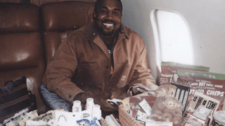 Kim Kardashian Posted An Adorable TB Of Her And Kanye Doing Rich Ppl Stuff