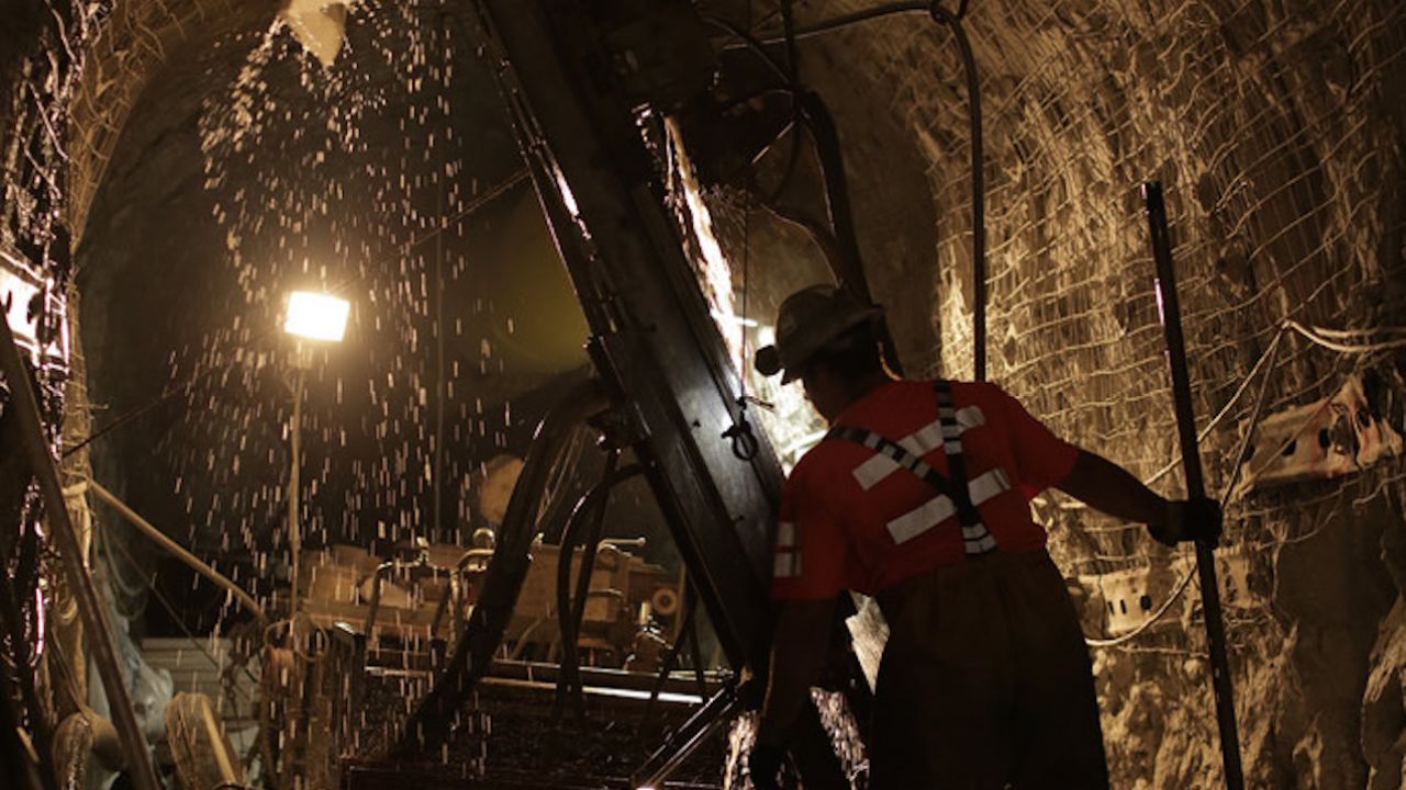 Almost 1000 Miners Trapped Underground In South Africa After Power Failure