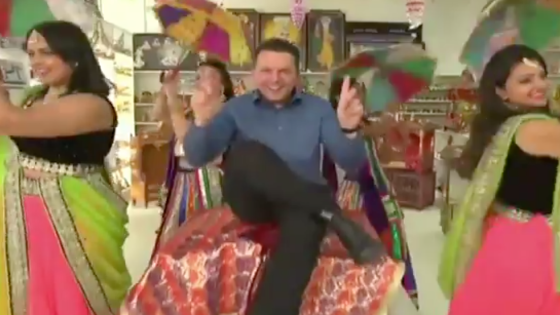 Can Someone Please Explain What Nick Xenophon Is Doing In His New Ad?