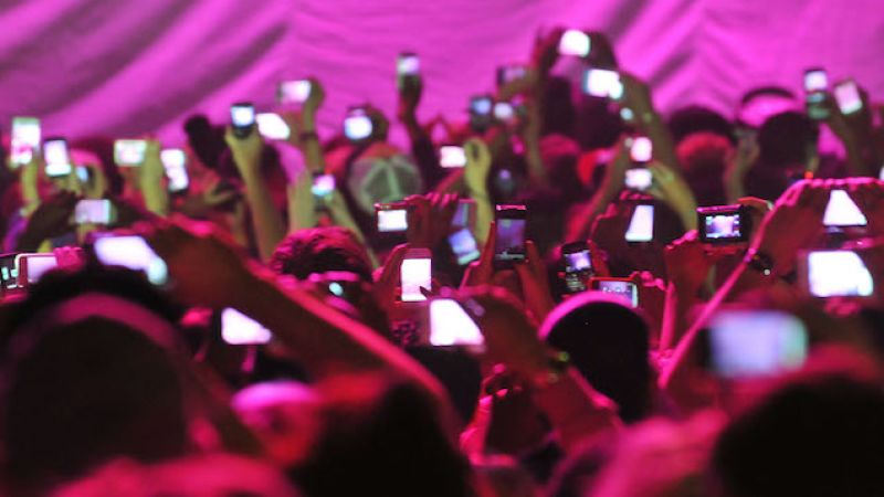 Melbourne Venue Proposes Ban On People Whipping Out Their Phones During Gigs