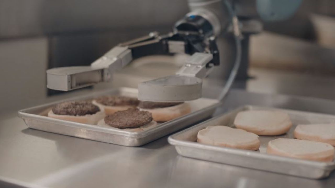 Flippy, The Burger Flippin’ Robot Got Fired After One Shift