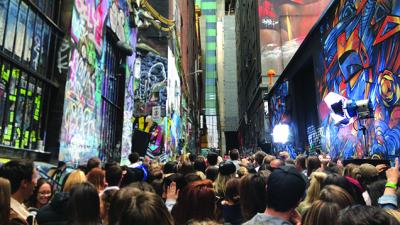 Ed Sheeran’s Playing In A Melbourne Laneway Today & It’s Already Chaos