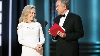 They’re Back! Faye Dunaway & Warren Beatty To Present At Oscars 2018