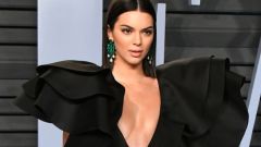 Kendall Jenner Reportedly Hospitalised After Beauty Therapy Goes Wrong