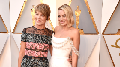 Margot Robbie Brought Her Mum To The Oscars & They’re Stuntin’