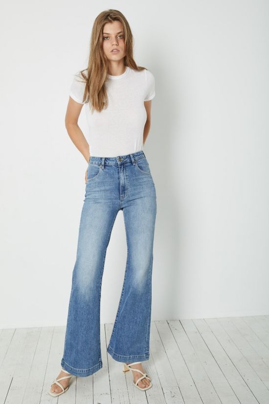 HEY LADIES: You Will Absolutely Find Your Perfect Pair Of Jeans Inside This Article