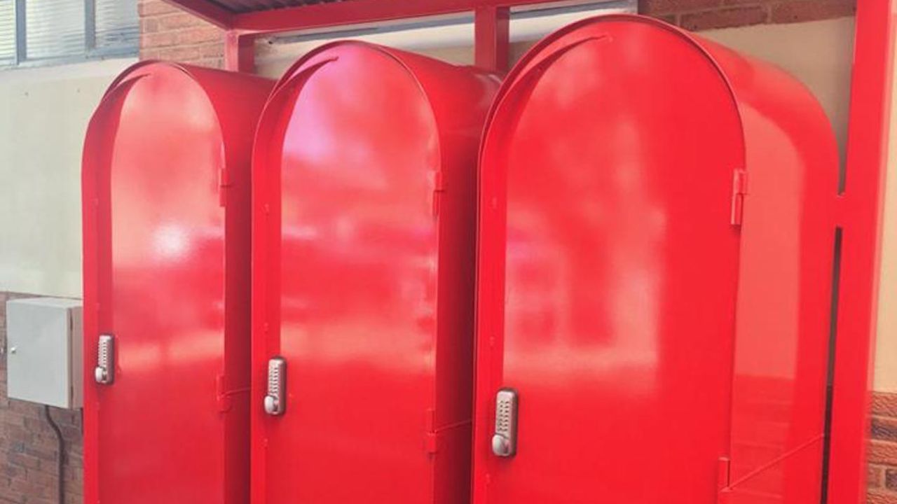 These Free Lockers Have Been Set Up To Help NSW’s Youth Homeless Population