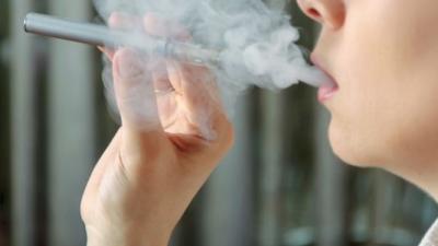 NSW Bans Vaping In Public Places With $550 Fine To Anyone Caught Puffin’