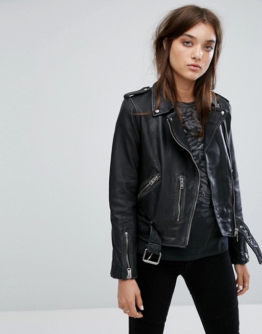 Sexual Leather Jackets For Men & Women That’ll Make You Seem 100% Less Goobery