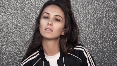 Run At Yr Creative Career W/ $2000, Mentoring From Amy Shark & Free Sneaks