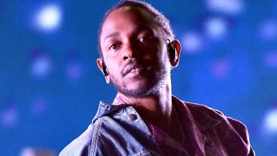 Kendrick Lamar Cuts Off White Fan For Actually Rapping The N-Word On Stage