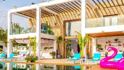 ‘Love Island’ Have Unleashed Their First Lush Pics Of ~ The Villa ~