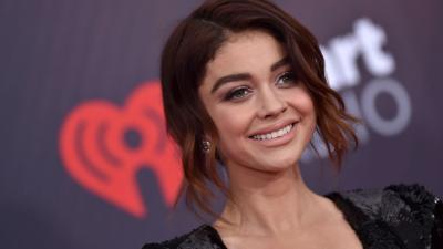 ‘Modern Family’s Sarah Hyland Shares “Painful” Truth Of Recent Health Scare