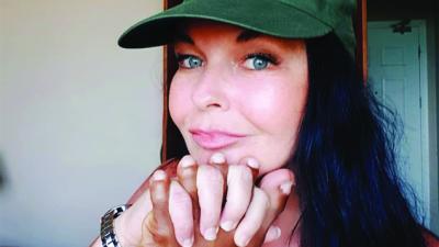 Schapelle Corby’s Latest Crime Is This Photo Of Her Holding Hands With A Foot