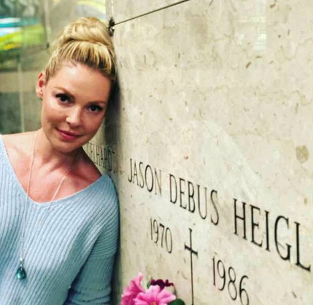 Katherine Heigl Apologises For Inappropriate Cemetery Pics