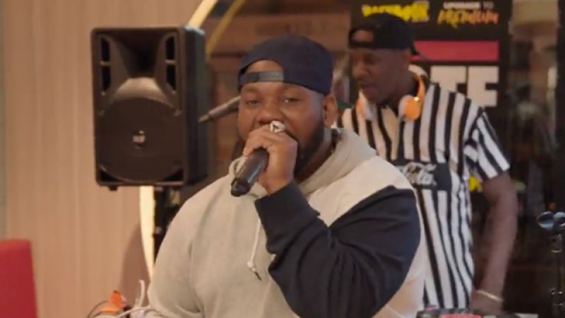 Raekwon Played A Tiny Secret Show At A Lord Of The Fries In Melbs Last Night