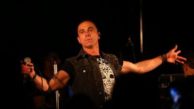 Shannon Noll Still Wants To “Bash The Piss” Out Of That Beer Can-Thrower