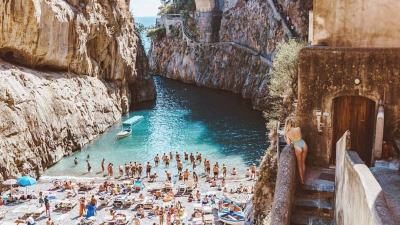 Flights To Italy Are Under $1K RN So It’s Your Turn To Be Insufferable On Insta