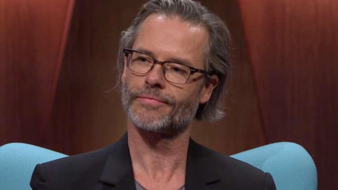 Guy Pearce Outlines “Difficult Time” Working With “Handsy Guy” Kevin Spacey