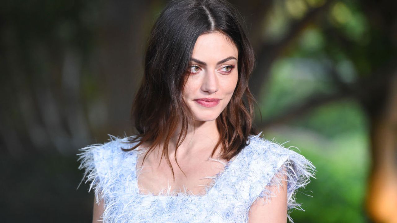 Phoebe Tonkin’s Dropping Hints About Her Next Project & We’re Officially Intrigued