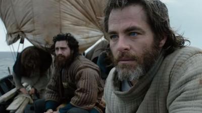 Chris Pine Is King Of The Scots In Netflix’s New ‘Outlaw King’ Trailer