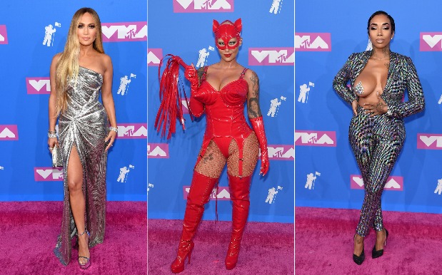 MTV VMAs 2018: Red Carpet Photos (Published 2018)  Red carpet dresses, Red  carpet dresses short, Red carpet fashion
