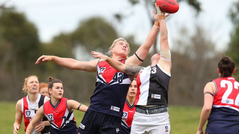 Hannah Mouncey Withdraws From AFLW Draft, Says AFL Treated Her “Like Shit”