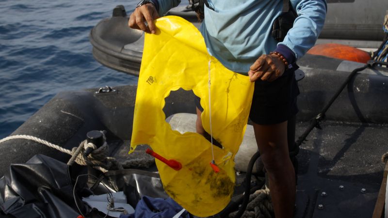 Indonesian Rescue Team Predict “No Survivors” In Lion Air Crash