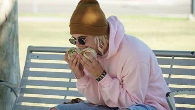 Justin Bieber Might Eat Burritos Sideways And We Need A Fucking Explanation