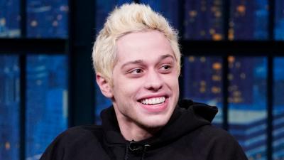 Pete Davidson Roasts Himself In First Comedy Set Since The Ariana Break-Up