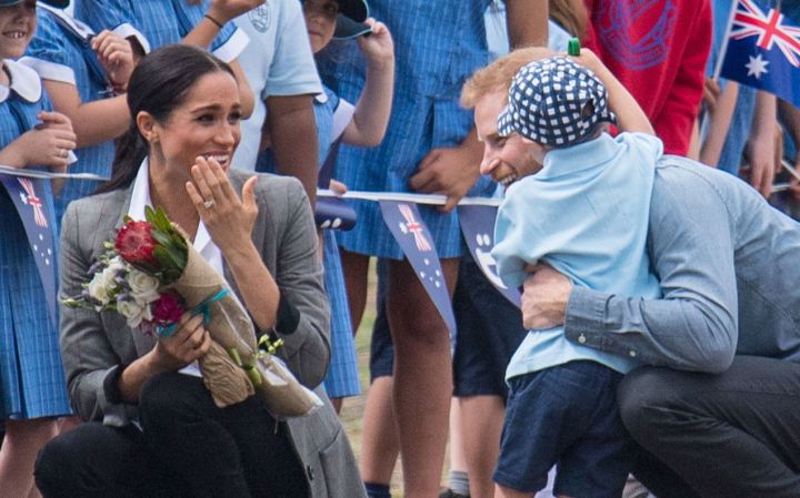 This Footage Of A Dubbo Kid Cuddling Prince Harry Might Turn You Monarchist