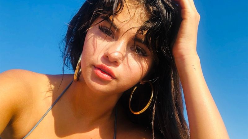 Selena Gomez Was Just Dethroned As The Most-Followed Person On Instagram