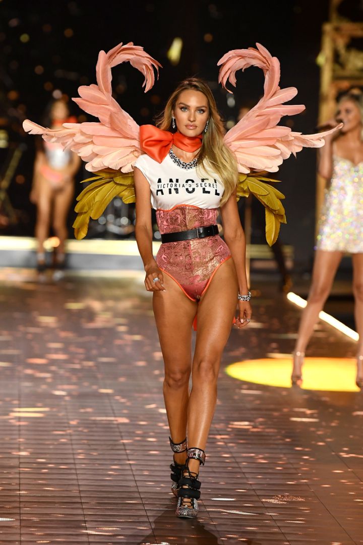 Every Deliciously Extra Look From The Victoria’s Secret Fashion Show