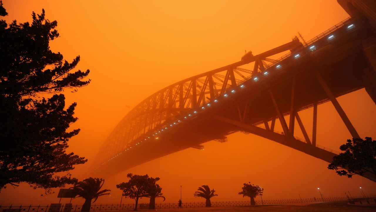 Brace Yourselves, Sydney: A Big Dust Storm Is Descending On You As We Speak