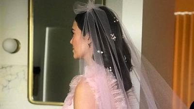 Mandy Moore Is The Ultimate Boho Bride In Frilly Pink Couture Wedding Dress