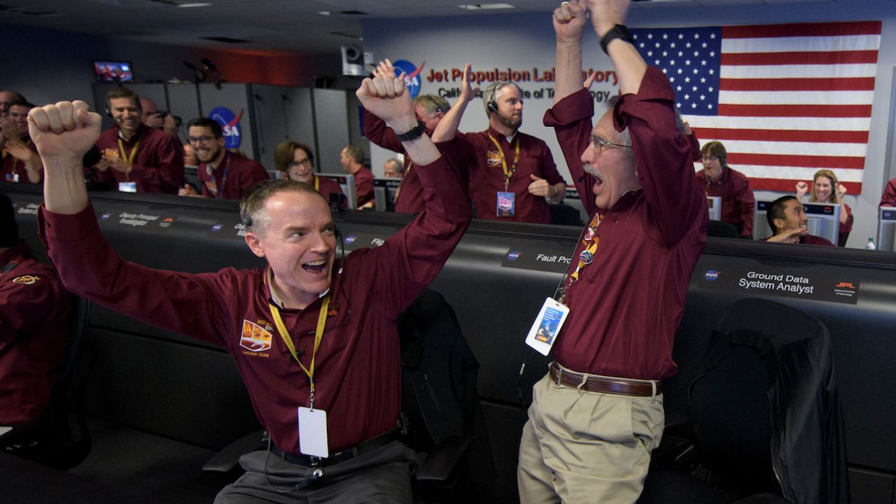 WATCH: NASA Boffins Go Boonta After Successfully Landing New Mars Rover