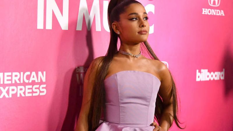 Ariana Grande Is Being Sued For $72K For Posting *These* Pap Pics On Her Insta