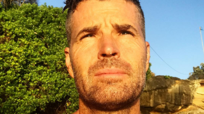 Big-Time Brain Genius Pete Evans Now Advocating For Staring At The Sun