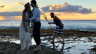 Jason Momoa Went Full-‘Aquaman’ IRL To Gloriously Crash A Couple’s Wedding Shoot